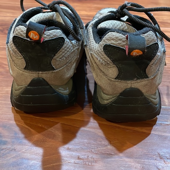 Used Merrell hiking boots - Picture 2 of 6